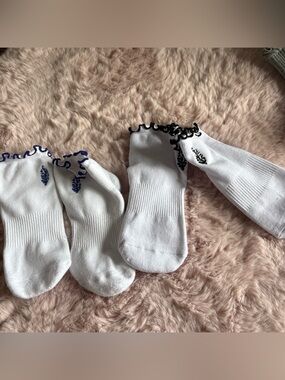 Free people Ruffled Crew Socks one size set of TWO NEW